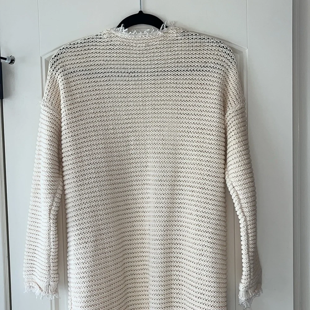 Ivory/cream Free People long line wouldn’t it be nice fringe cardigan cotton S